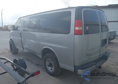 2005 Chevrolet Express из США, поврежденный, VIN 1GAHG35U751266220